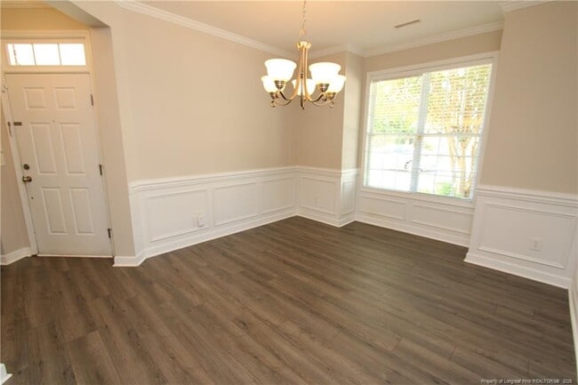 Foto del edificio - 5233 Stone Station Dr