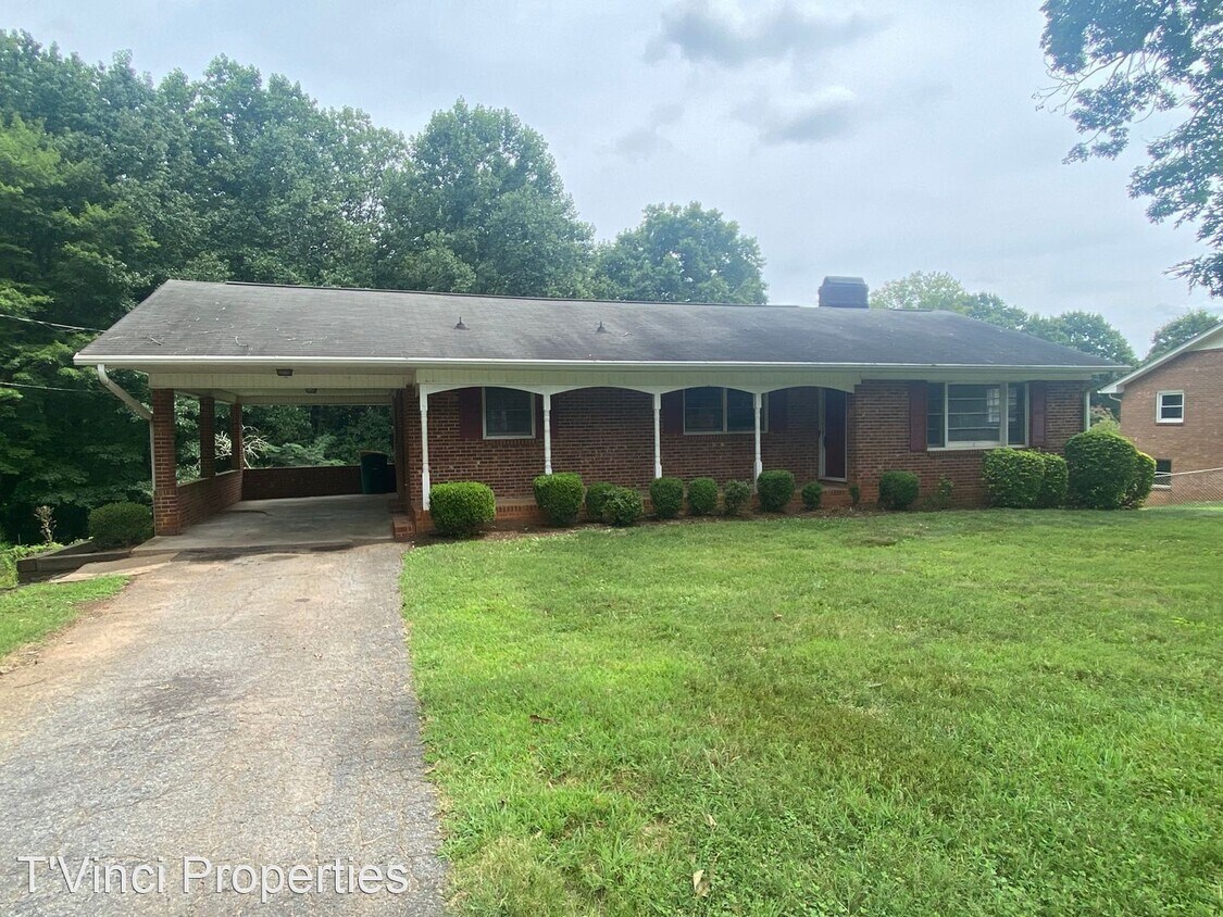 3231 Imperial Dr, Walkertown, NC 27051 House Rental in Walkertown, NC