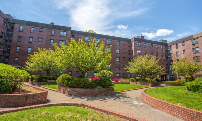 Foto del edificio - 197 Drake Ave