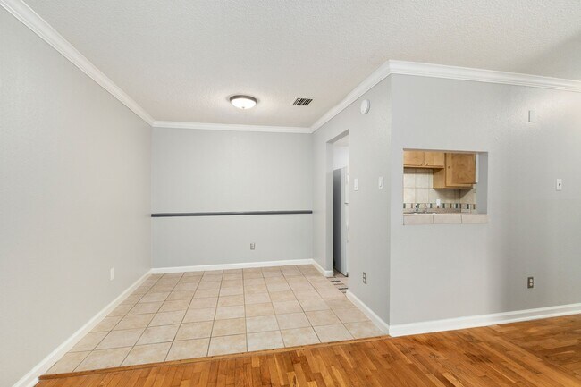 Foto del edificio - 9516 Pagewood Ln