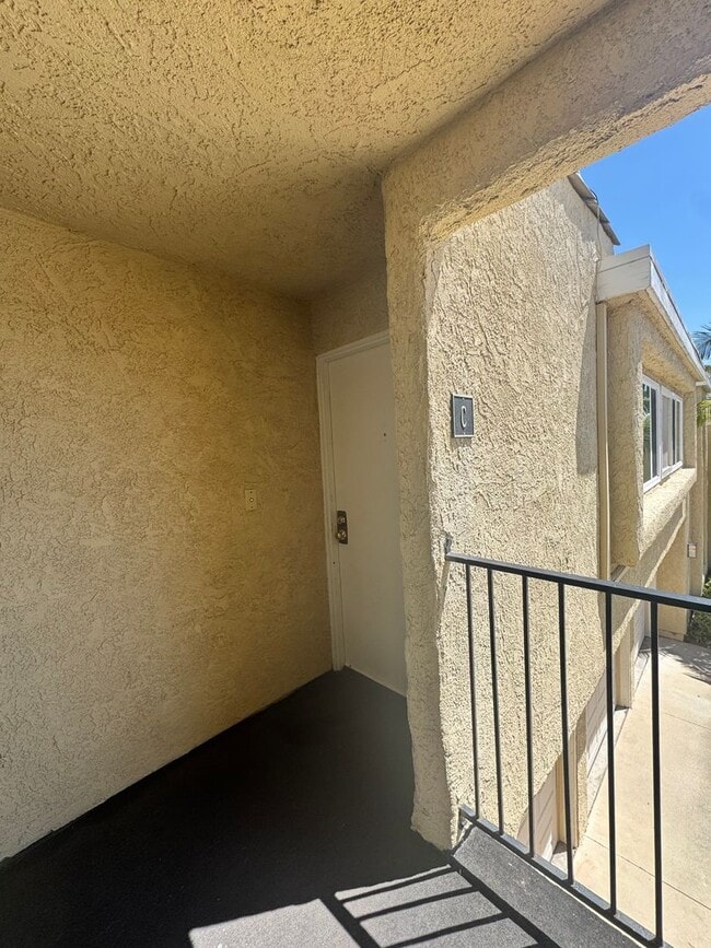 Photo - 1 Bed, 1 Bath Upstairs Apartment - 17762 Paseo Circle #C