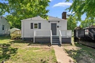 Building Photo - 2918 Lynhaven Ave
