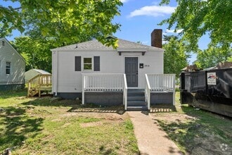 Building Photo - 2918 Lynhaven Ave