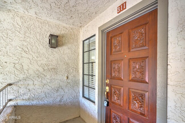 Foto del edificio - 10080 E Mountain View Rd