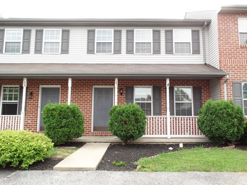 Primary Photo - 151 Sherfield Ct