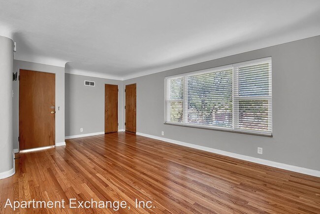 Foto del edificio - 7250 Dartmouth Ave