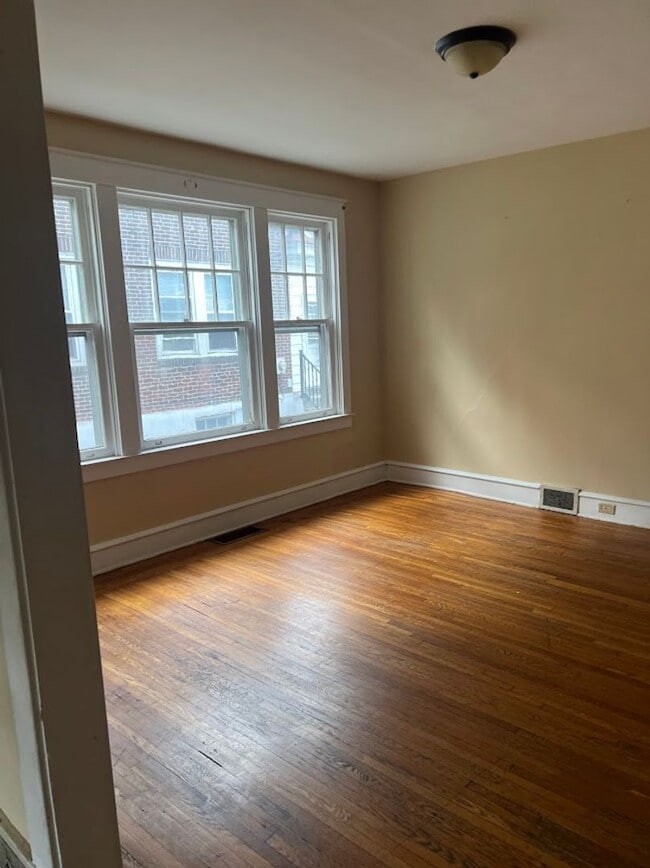 Foto del edificio - 4 Bedroom House