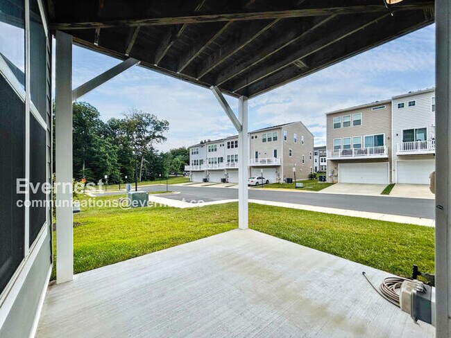 Foto del edificio - 4091 Elizabeth Reed Wy