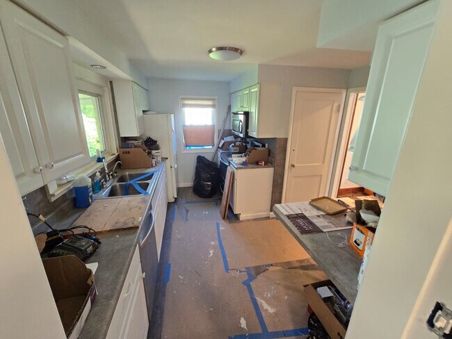 Building Photo - 169 Corliss Ave