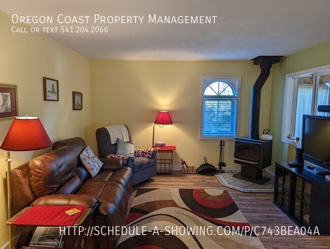 Foto del edificio - 3 bedroom home in Rockaway beach