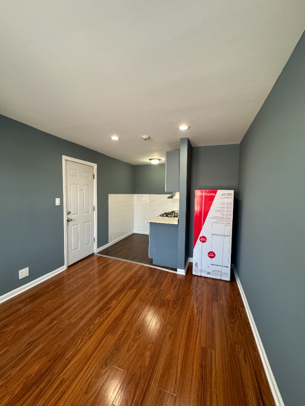 Photo - 2624 N Milwaukee Ave Apartment