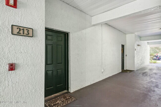 Building Photo - 785 Oakleaf Plantation Pkwy