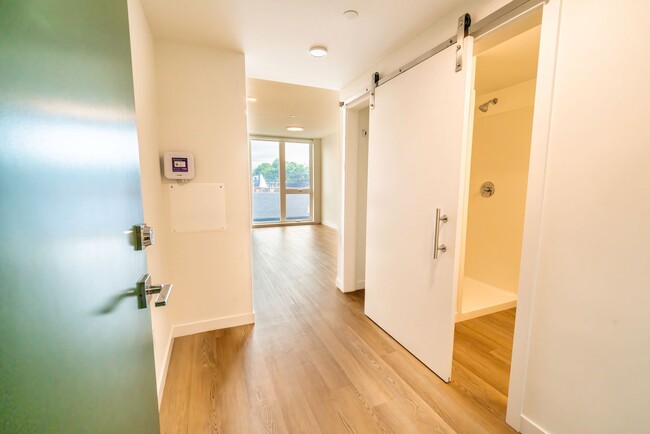 Interior Photo - Stone Row Apartments