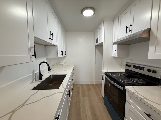 Foto del edificio - Buena Capri Apartments