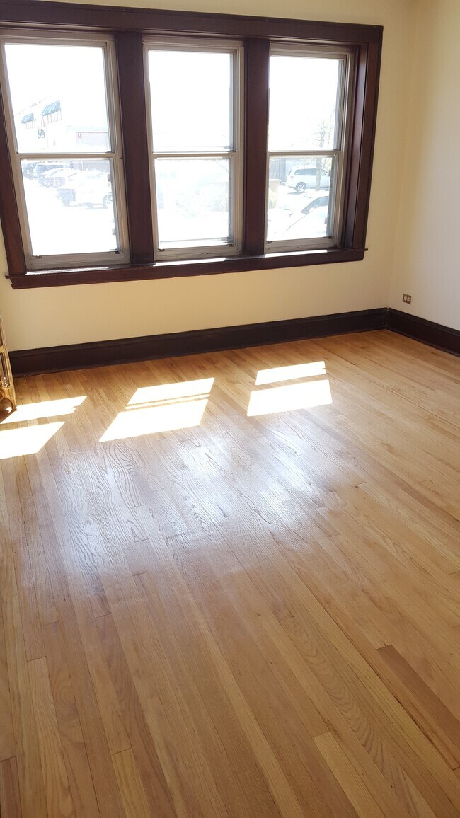 Foto del edificio - 3224 N Major Ave