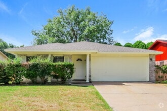 Building Photo - 15411 Empanada Dr
