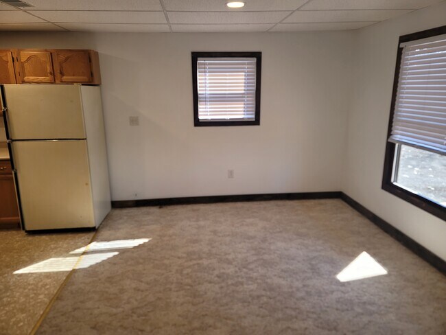 Building Photo - 110 Chapel Rd