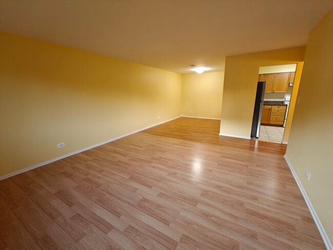 Building Photo - 2600 Brookwood Way Dr