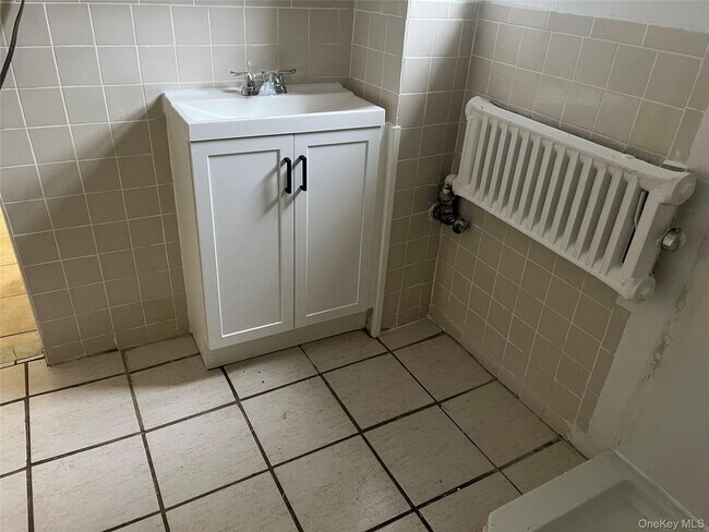 Foto del edificio - 119-13-119-18 18th Ave