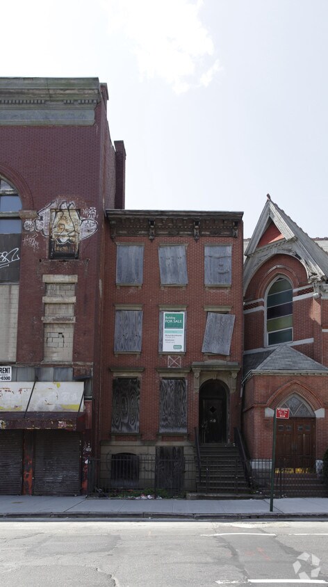 Building Photo - 378 Nostrand Ave