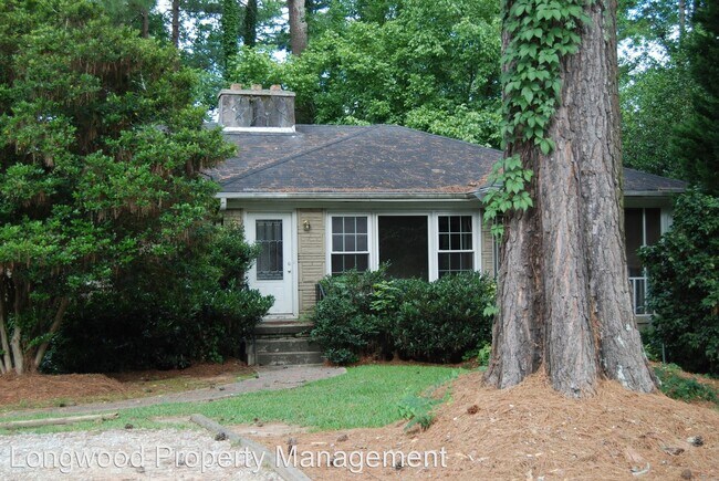 Building Photo - 3 br, 1 bath House - 1664 Briarcliff Rd