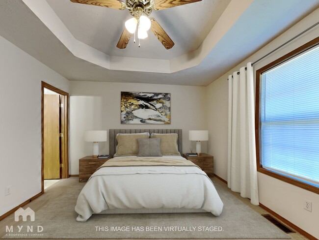 Building Photo - 1721 Windmill Way