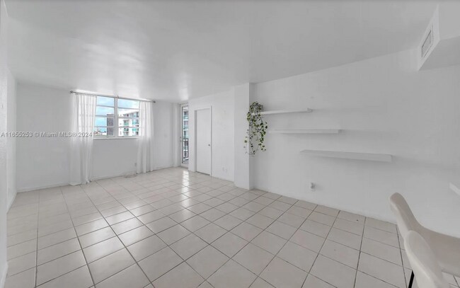 Foto del edificio - 2903 NE 163rd St