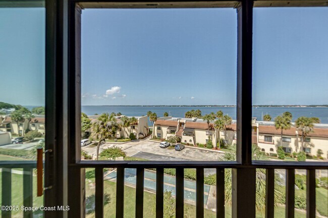 Foto del edificio - 115 Indian River Dr