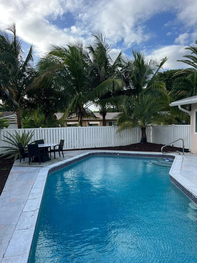 3170 NW 68th Ct photo'