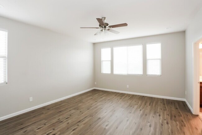 Foto del edificio - 7213 W Jones Ave