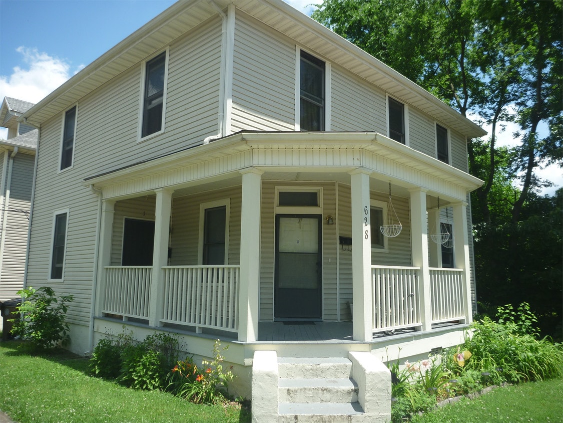 628 Luttrell St, Knoxville, TN 37917 Townhome Rentals in Knoxville TN