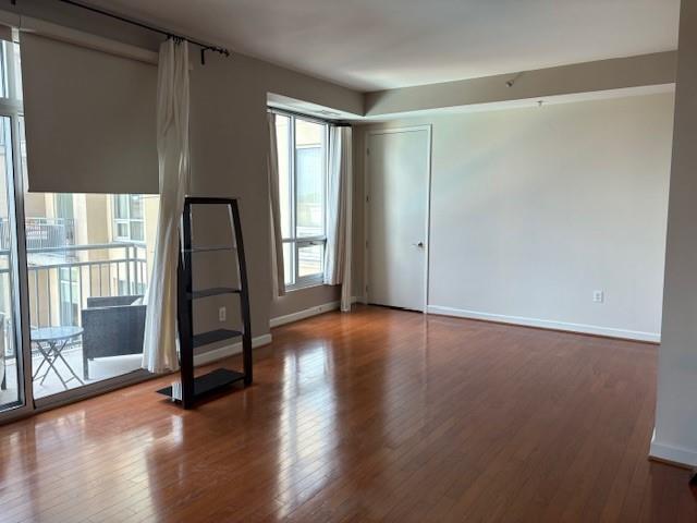 Building Photo - 711 Cosmopolitan Dr NE