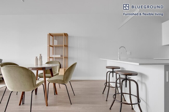 Foto del edificio - 3401 Payton Pl