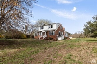 Building Photo - 5024 Water View Rd