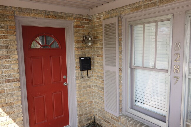 Front Entry - 3287 E 2nd St S