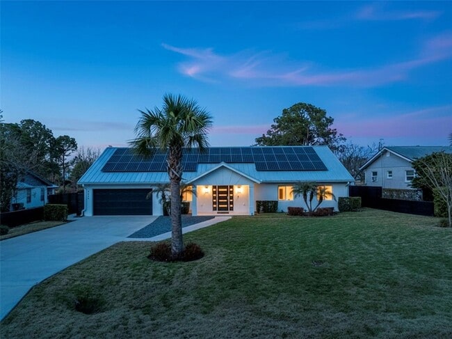 Building Photo - 1021 Temple Grove Pl