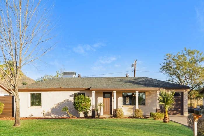 Primary Photo - 814 E Cinnabar Ave