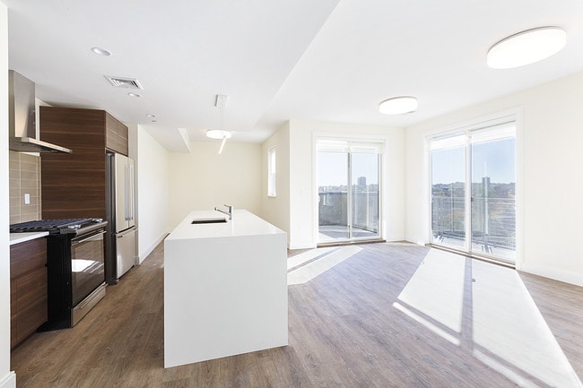 Building Photo - Longwood Terrace