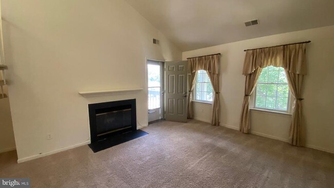Foto del edificio - 20521 Shadyside Way