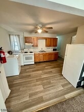 Building Photo - 85 Jefferson St