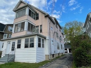Building Photo - 36 Oakwood Ave