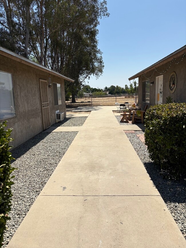 Building Photo - 21725 Dracaea Ave
