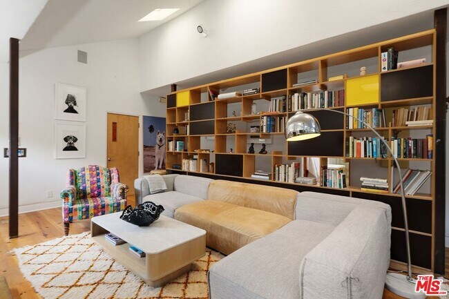 Foto del edificio - 2320 Walnut Ave