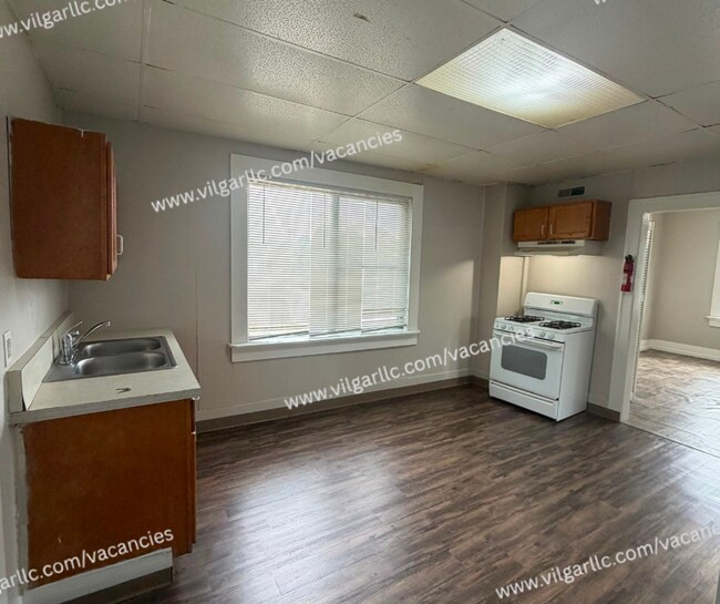 Foto del edificio - 1202 W 151st St