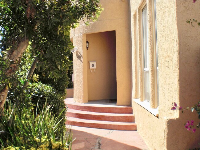 Front Porch - 8569 Horner St
