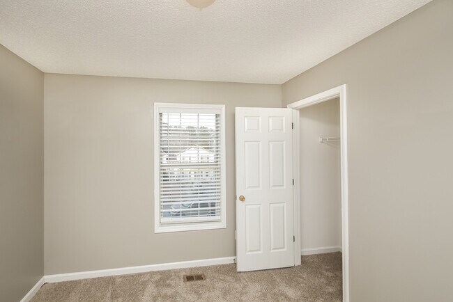 Foto del edificio - Fantastic 3bd/2ba home! Let yourself in!