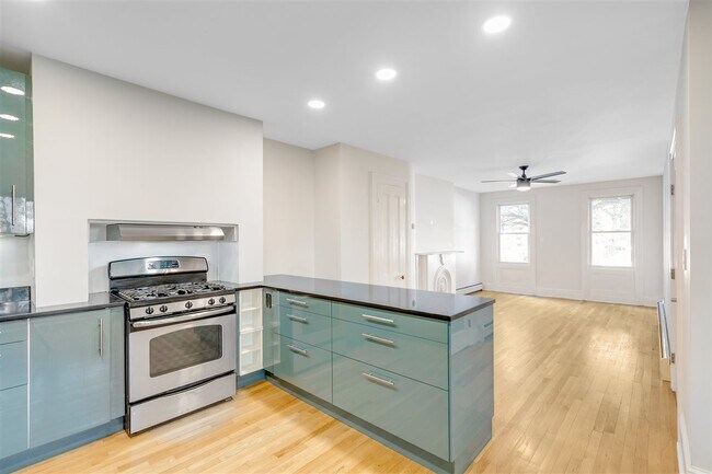 Foto del edificio - 262 Whiton St