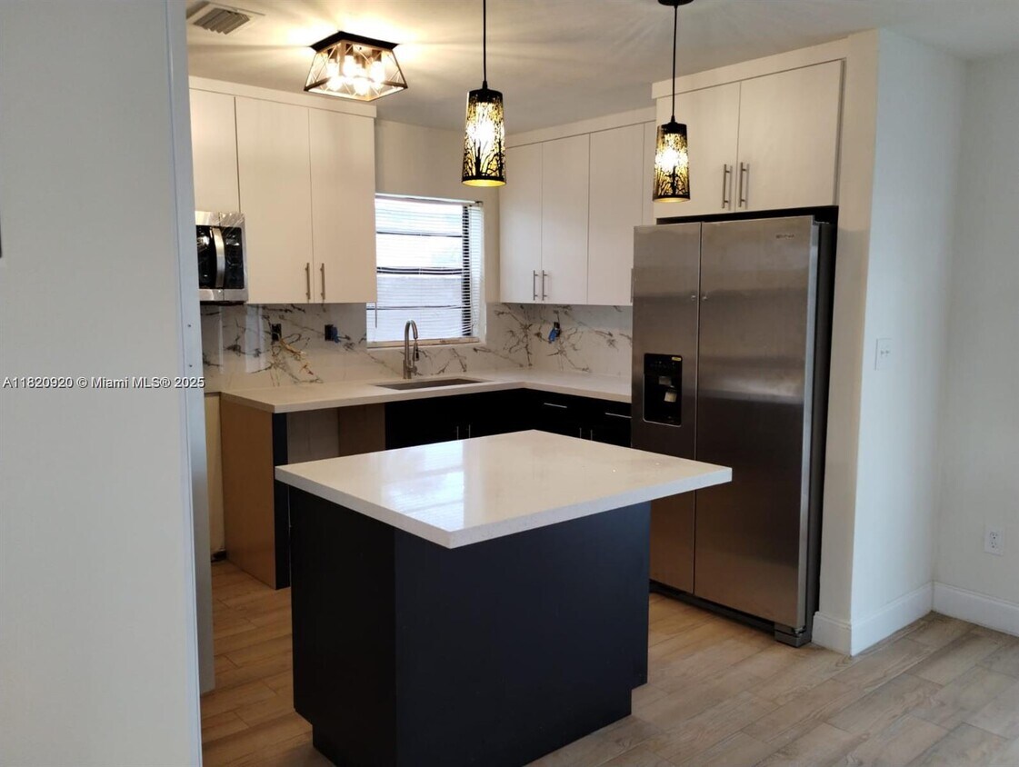 Foto del edificio - 14415 SW 107th Ct