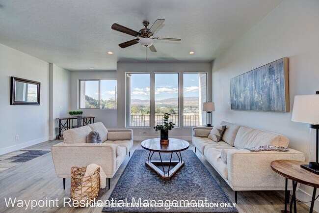 Foto del edificio - 3 br, 2.5 bath House - 7791 W Crestwood Dr