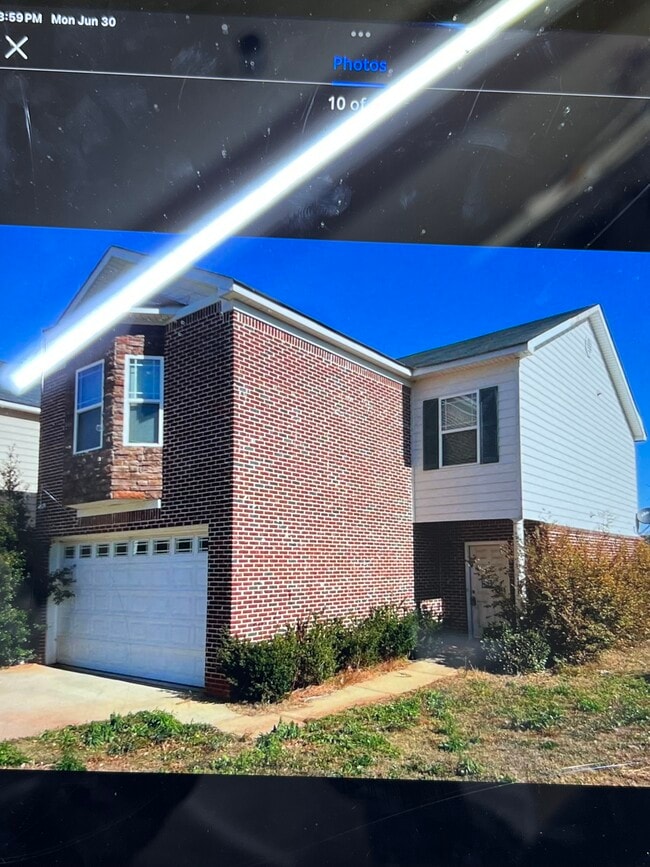 Building Photo - 4028 Haworth Pky